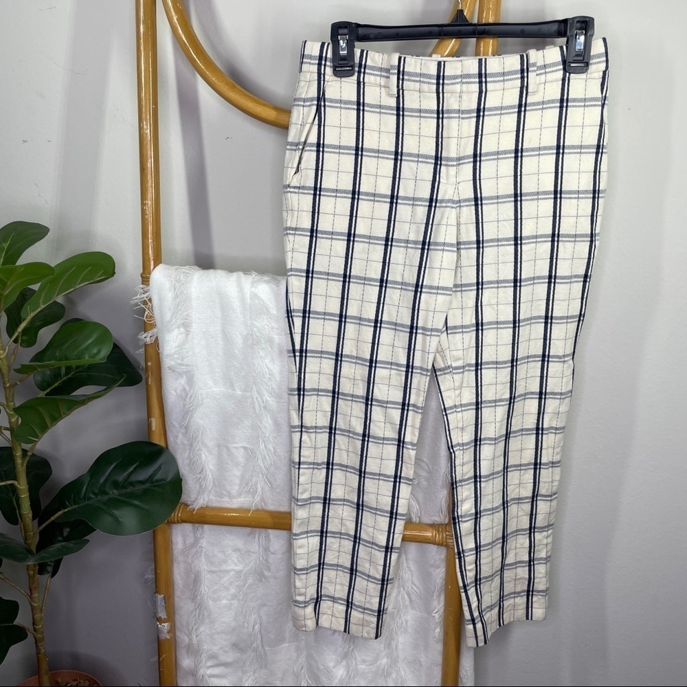 Theory Wool Cropped Plaid Cream and Navy Pants sz 0 - Picture 2 of 5